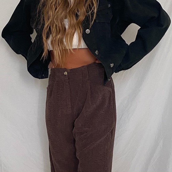 High Waist Corduroy Pant - Picture 4 of 9